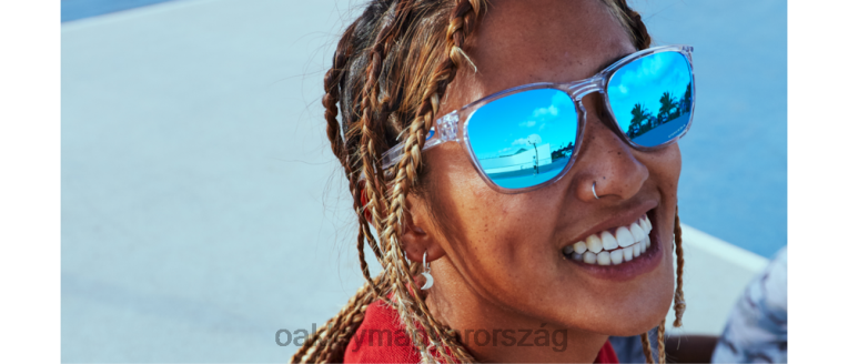 Oakley manorburn 6PVBJ1093 szemüveg prizm zafír lencsék, polírozott átlátszó keret