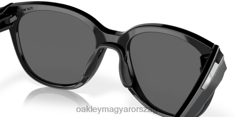 Oakley alacsony kulcs 6PVBJ943 szemüveg prizm fekete polarizált lencsék, polírozott fekete keret