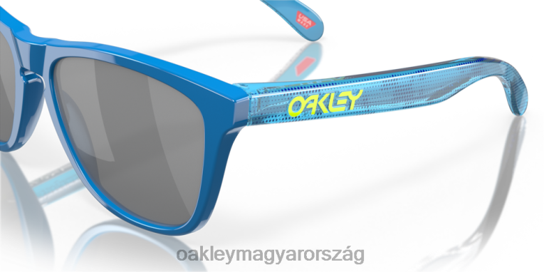 Oakley békabőrök (low bridge fit) nagy felbontású kollekció 6PVBJ823 szemüveg prizm fekete lencsék, hi res polírozott zafír váz